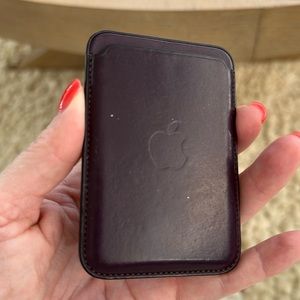 iPhone Wallet with MagSafe